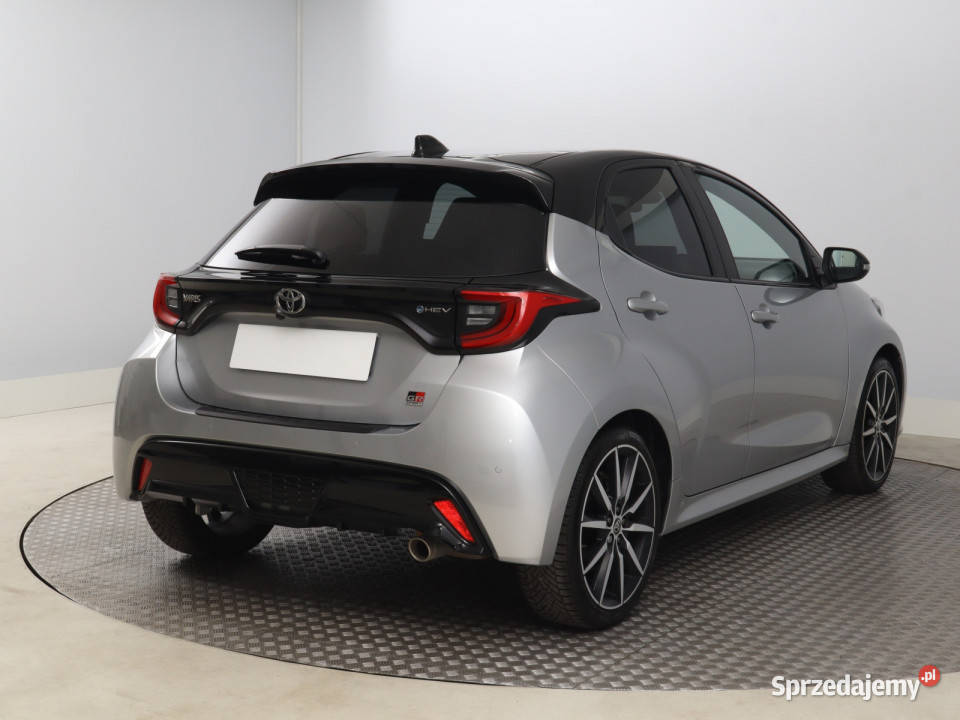 Toyota Yaris 15 VVTi Hybrid dolnośląskie Bielany Wrocławskie