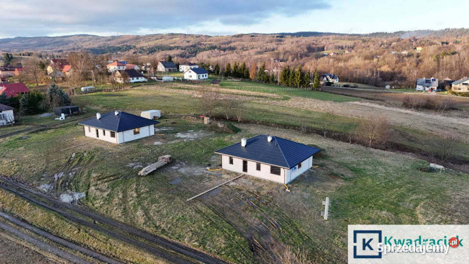 Dom wolnostojący 1048m2 Kombornia Sośnina