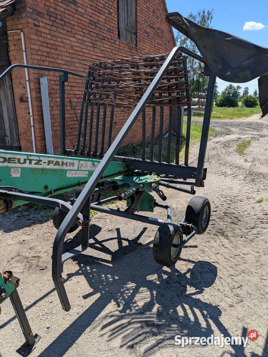 Zgrabiarka Deutz Fahr nieuszkodzony Zgrabiarki i przetrząsacze Doruchów