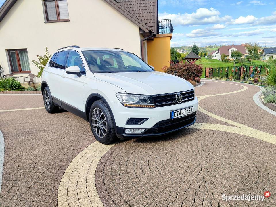 Volkswagen Tiguan II 14 automat niski przebieg Tiguan Samochody osobowe Gromnik