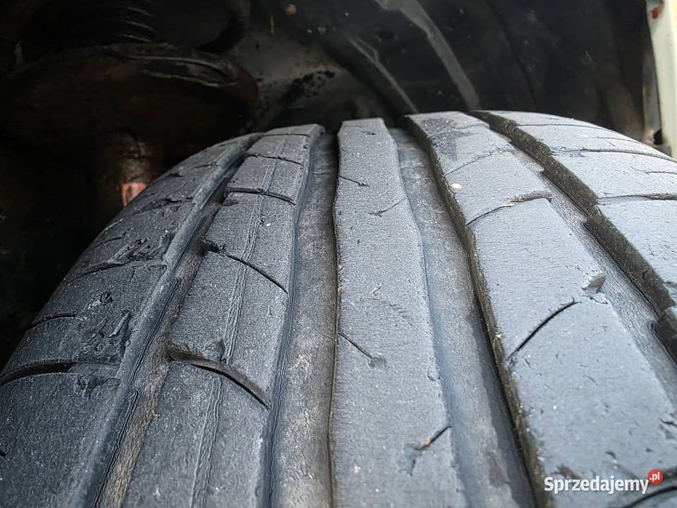 Toyota Avensis 20 D4D 116 XENON skóra drugi kurtyny powietrzne lubelskie Lublin