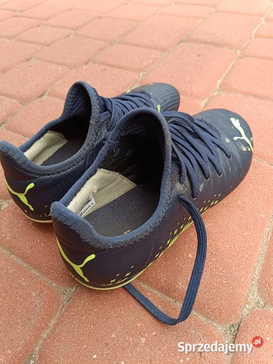 Buty sportowe do gry w piłkę 345 sprzedam