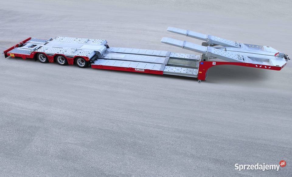 Transport niskopodwoziowy holowanie autobusów Sobolew