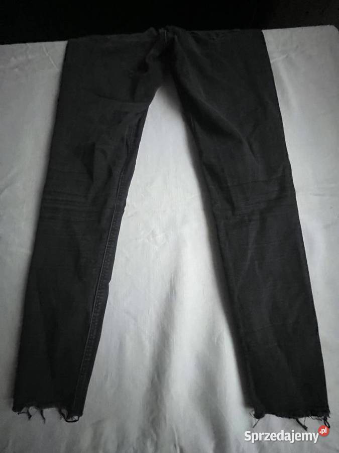 Czarne jeansy ZARA skinny z czerwonymi paskami sprzedam