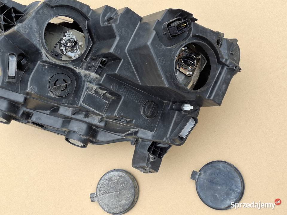 CITROEN BERLINGO IV 4 REFLEKTOR PRAWY LAMPA osobowe Bieleń