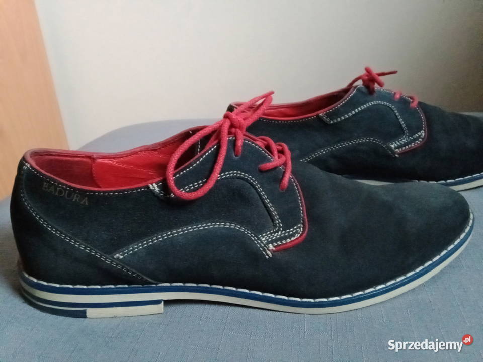 Półbuty zamszoweBadura Półbuty Moda i Styl łódzkie Łódź