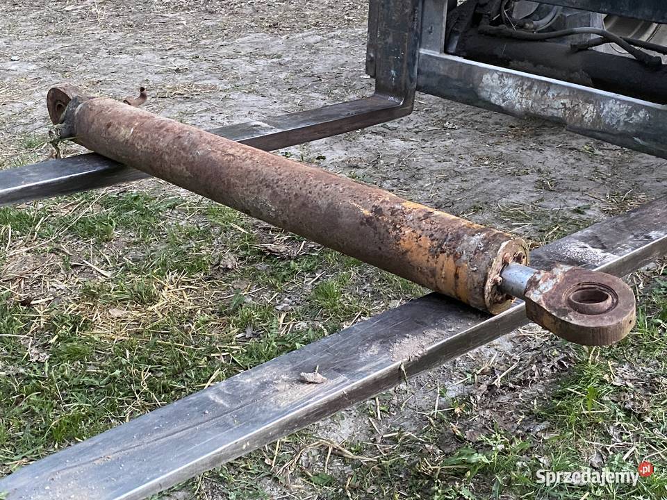 Ramię łyżka i siłowniki z koparki schaeff Bychawa