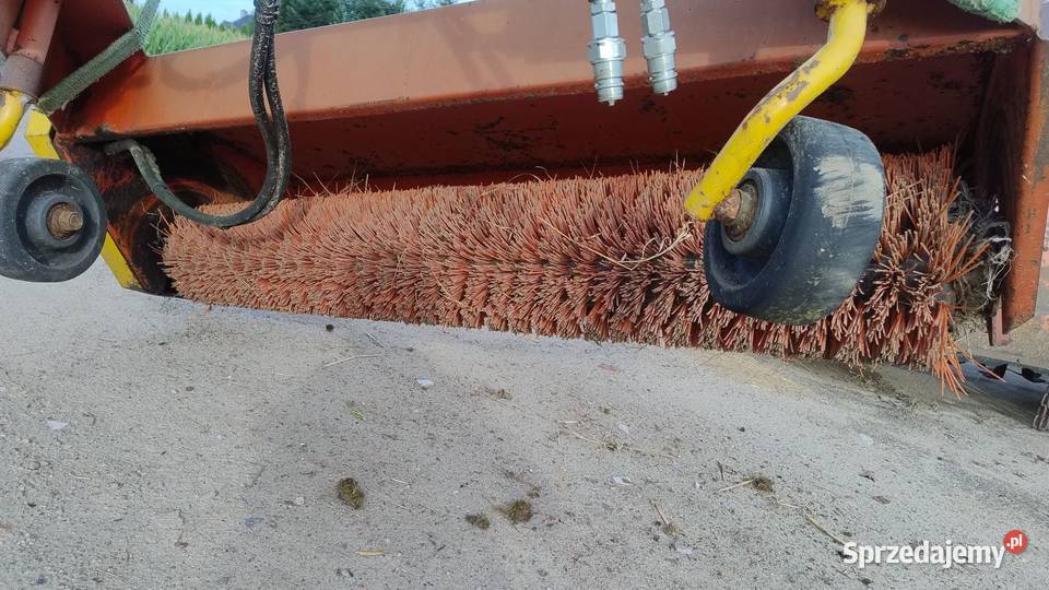 Zamiatarka Szczotka Do Ciągnika Hydrauliczna wielkopolskie Turek