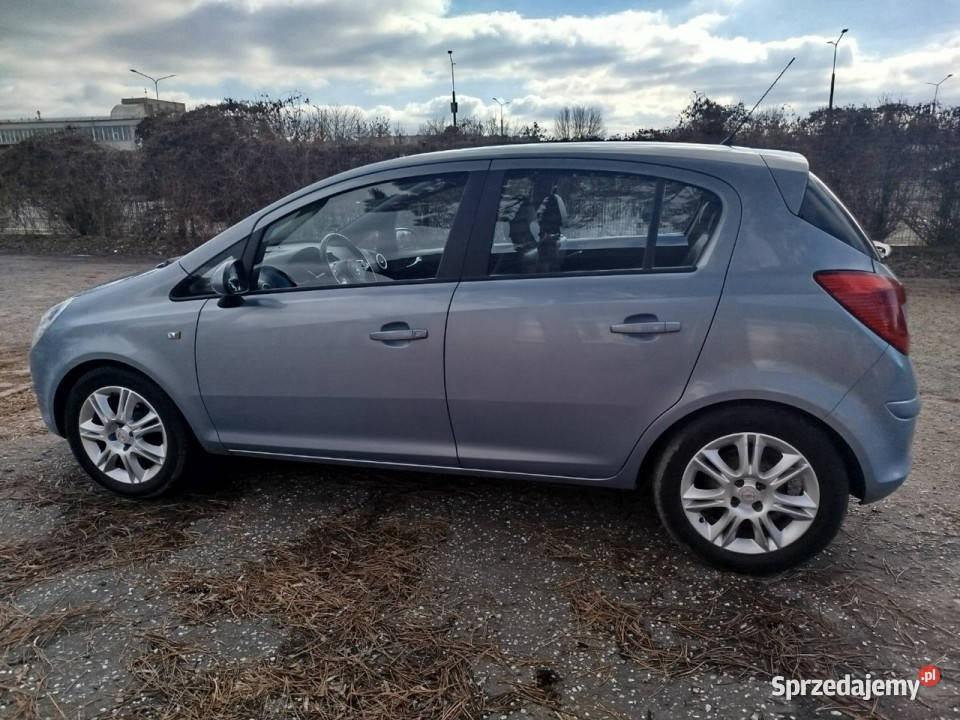 Opel Corsa zarejestrowana 5 drzwi aito z lpq D Toruń