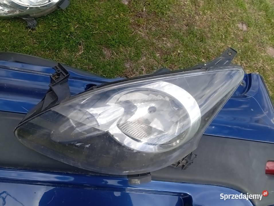 Reflektor TOYOTA AYGO I PRAWA EUROPA 2005 Jarosław