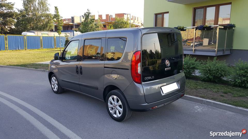 Fiat Doblo Lift Lounge 20JTDM 135 NAVI ALU 45 Otwock