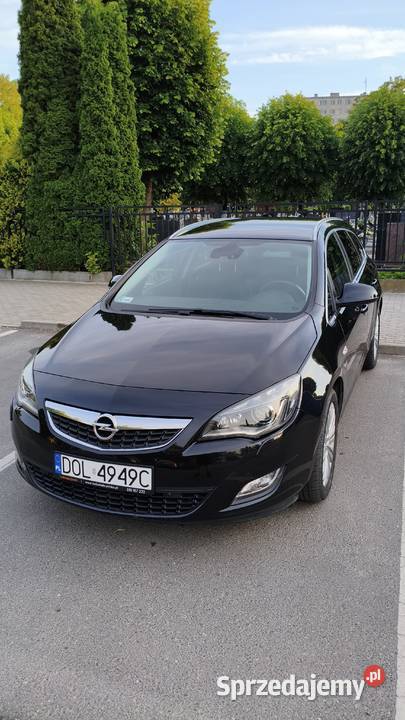 Opel Astra Kombi 14 Turbo 140 XENON WEBASTO Oleśnica