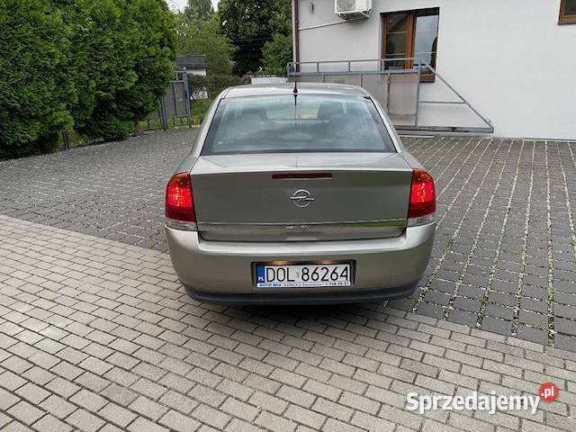 Opel Vectra sedan 2003 hak18 B
