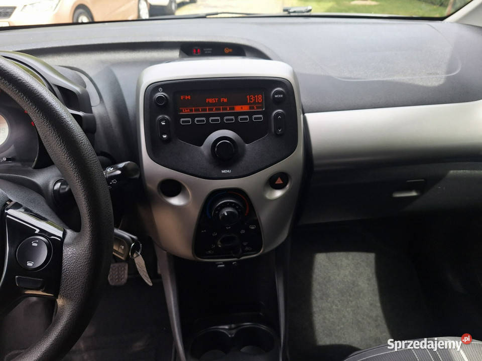 Peugeot 108 10 VVTi Active Aygo srebrny 108 Siewierz sprzedam