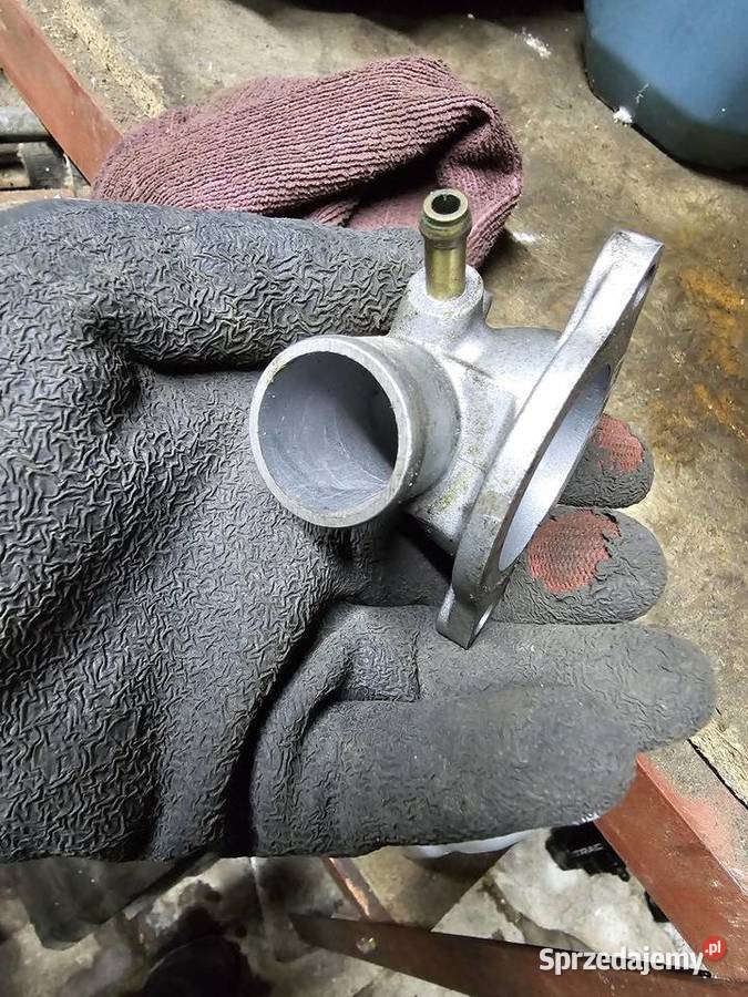Suzuki GSR 600 króciec termostatu wody płynu Jelenia Góra