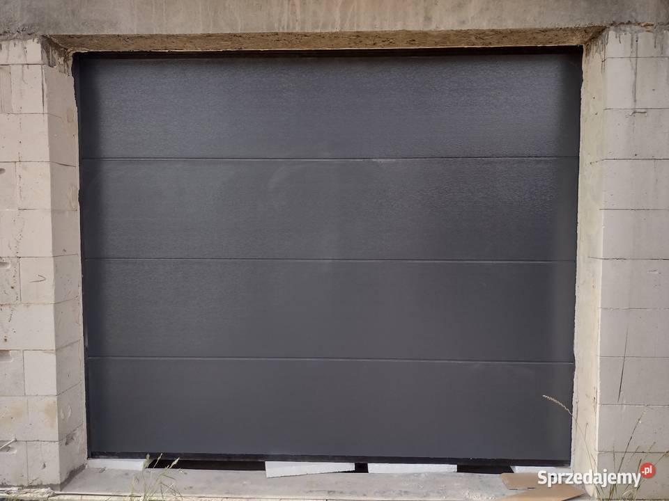 Brama garażowa segmentowa Antracyt 2750x2250 z
