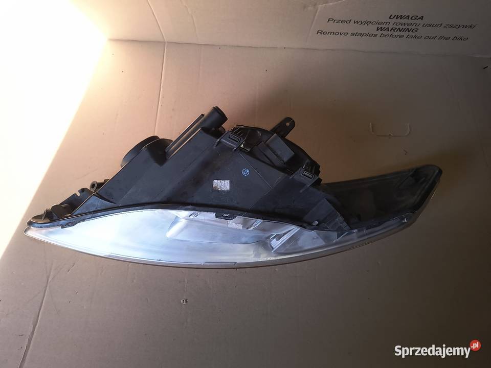 Ford Mondeo mk4 lift 1014 Reflektor prawy kpl Lampy przednie Domasław sprzedam