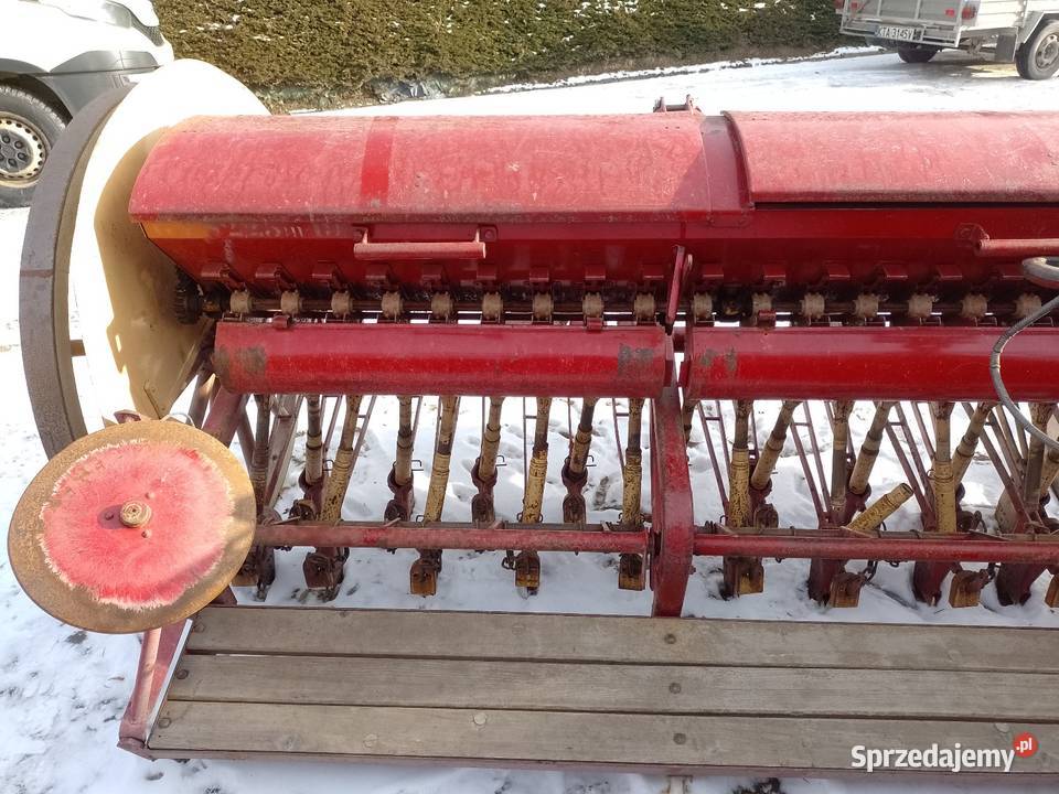 Sprzedam siewnik do zboża Siewniki Jastrzębia sprzedam