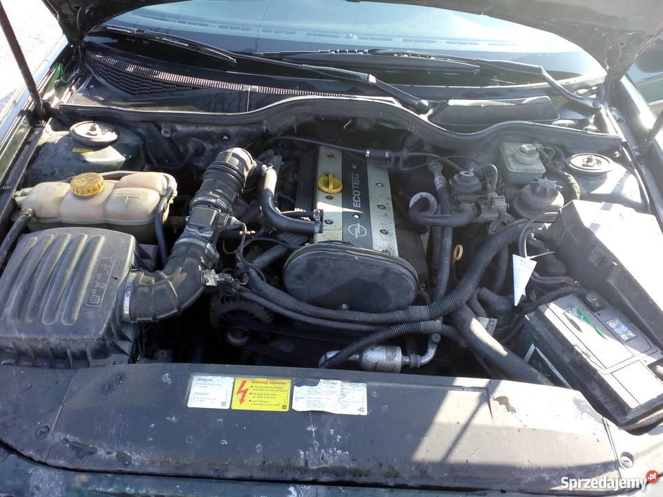 Opel Omega B Sedan 20 i 16V 136 Omega Kielce