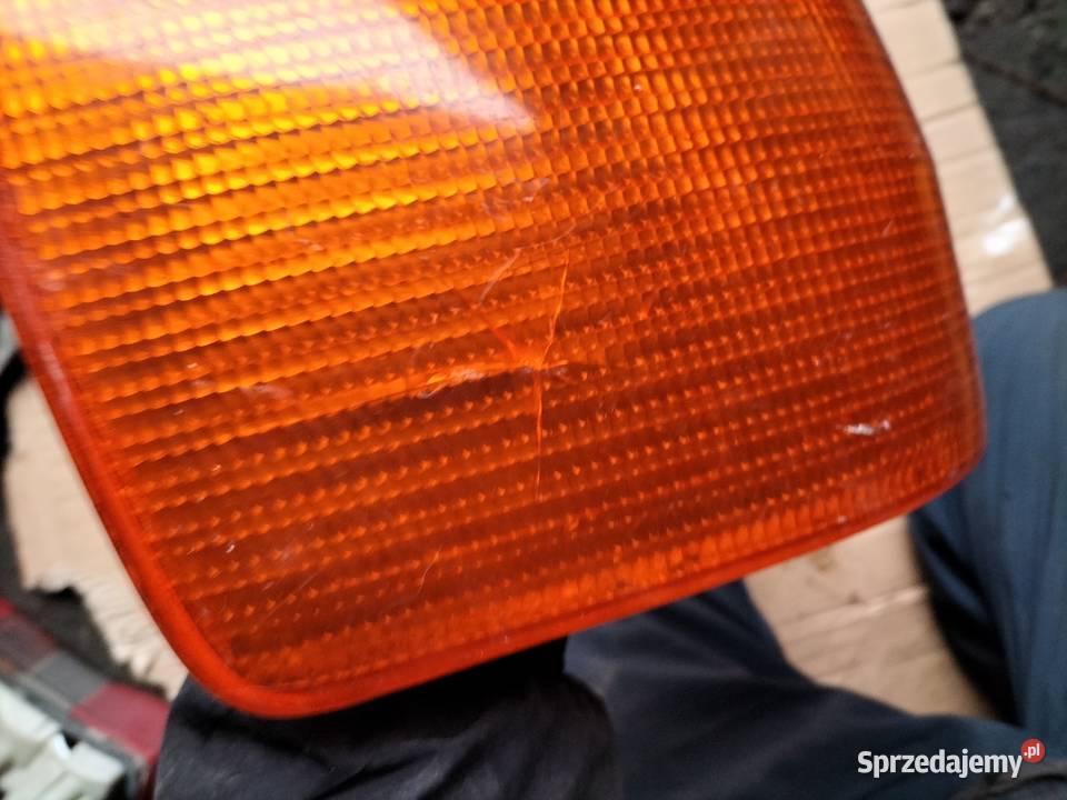 LAMPA TYŁ TYLNA LEWA AUDI 80 B3 BŁOTNIK Kamień-Kolonia