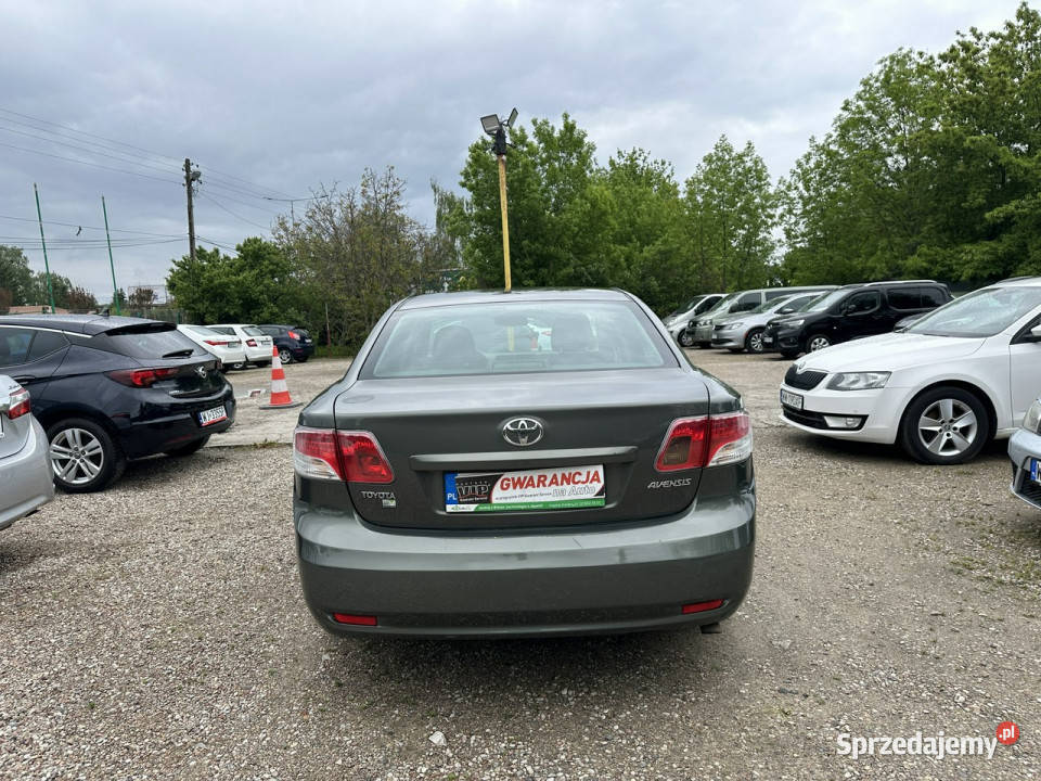 Toyota Avensis 20 D4D 126I rej 2012rSalon Avensis Warszawa