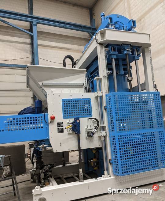 SUMAB E12 L Mobilna wibroprasa do produkcji