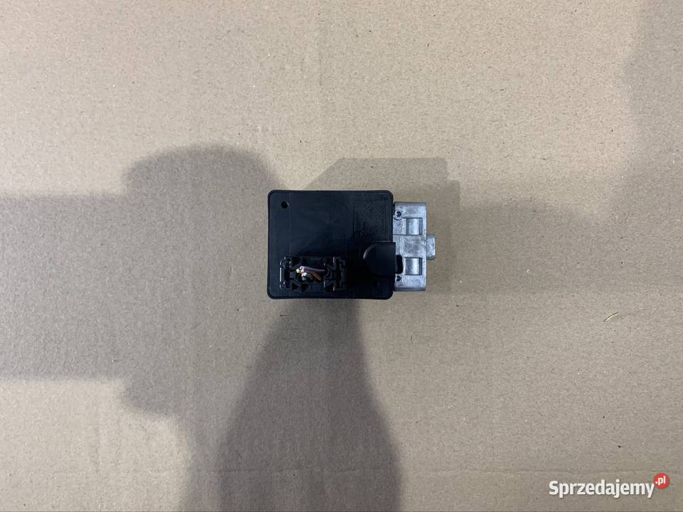 8200033233 blokada kierownicy renault megane osobowe sprzedam