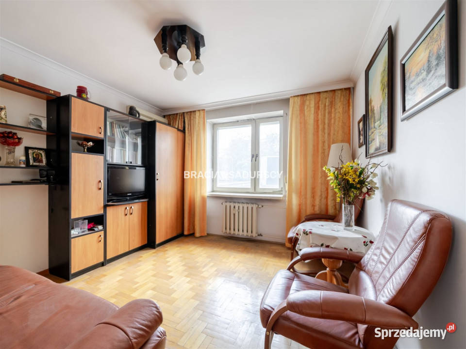 Mieszkanie 6516m2 3 pokoje Kraków Mogilska sprzedam