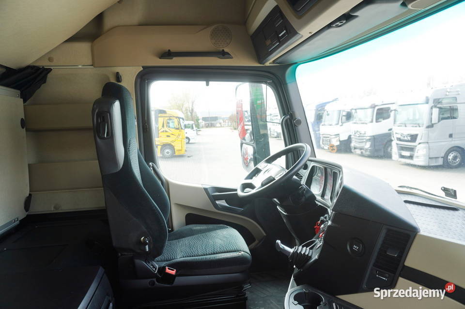 MercedesBenz Actros 2542 Kabina Gigasalonka pełny VAT Kraków