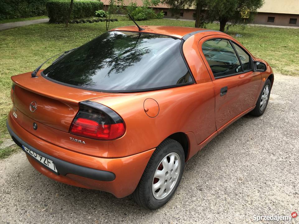 Opel Tigra 14 nowy przeglad ważne oc ładna 2/3 śląskie Sosnowiec sprzedam