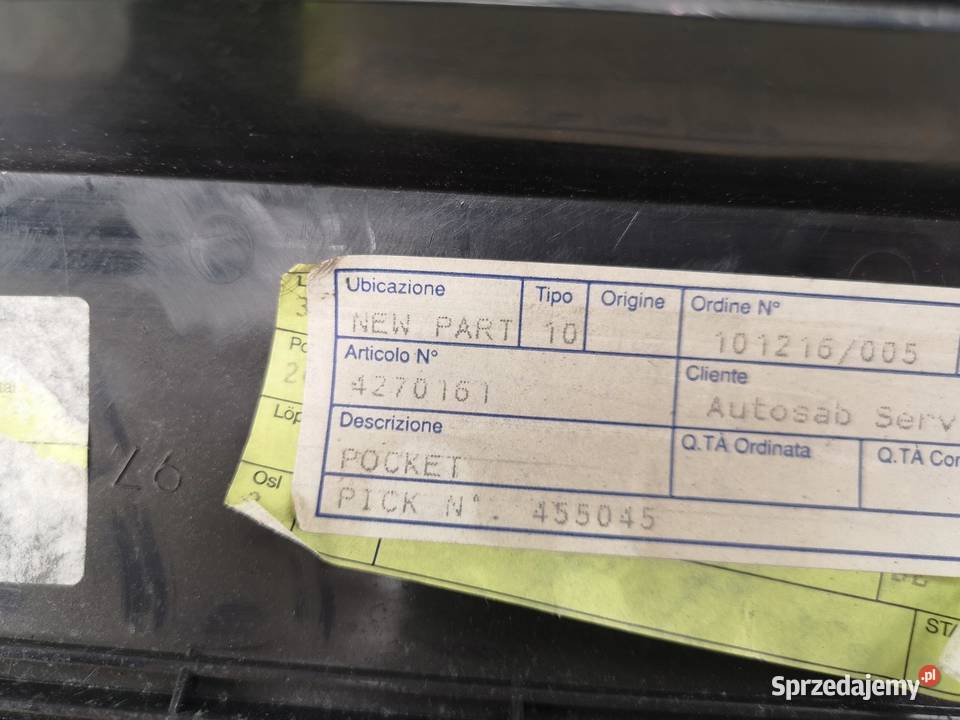 SCHOWEK KIESZEŃ DRZWI LEWY TYŁ SAAB 9000 9498