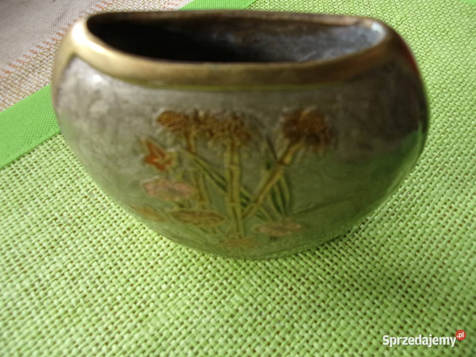 Mosiężny wazonik ręcznie robion nie powtarzalny