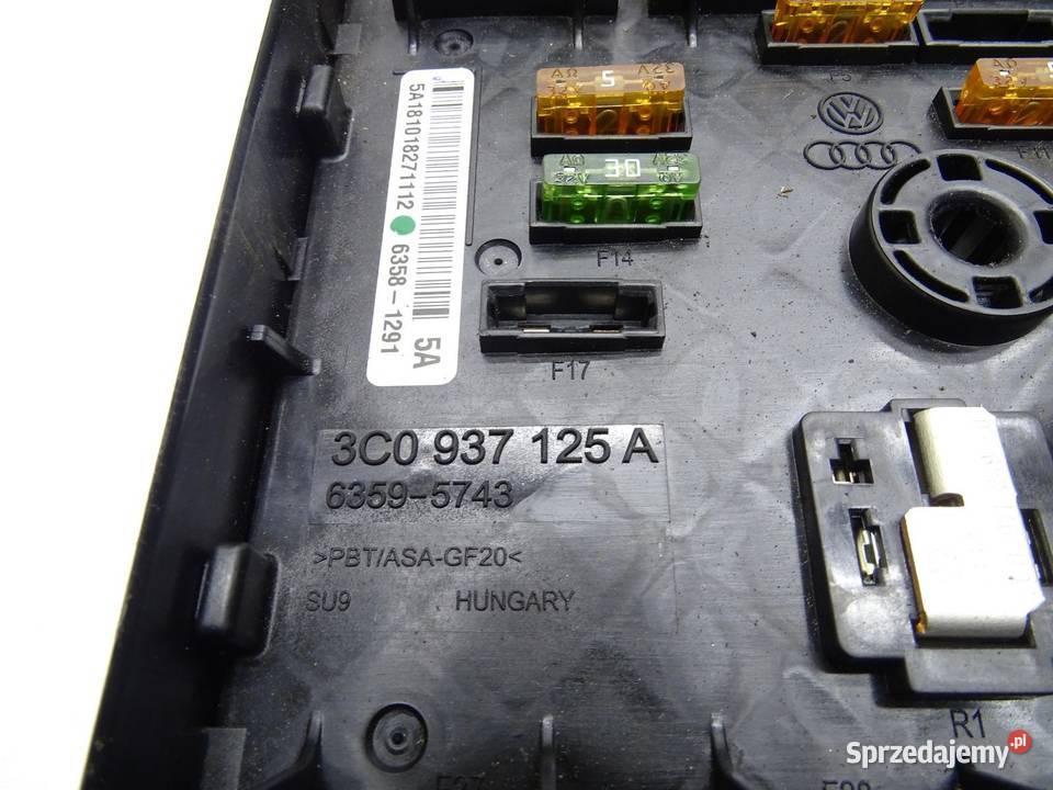 SKRZYNKA BEZPIECZNIKÓW BSI 3C0937125A VW PASSAT