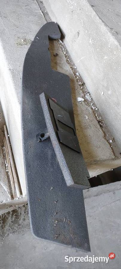 Wygłuszenia z gąbki pod przednie błotniki Rok produkcji 2015