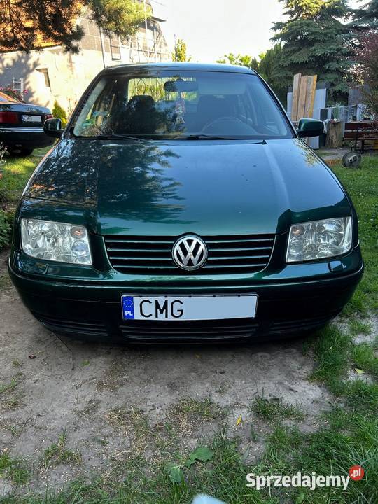 VW Bora 16 SR 101 1999r Klima Zarejestrowany elektrochrom. lusterko wst. sprzedam