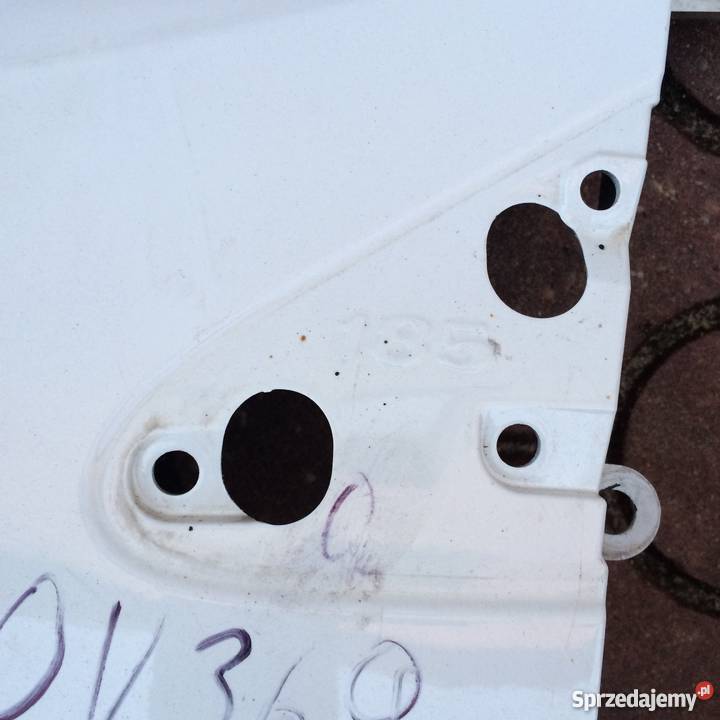 Lewy przedni błotnikzderzak Clio III 185 osobowe Mińsk Mazowiecki