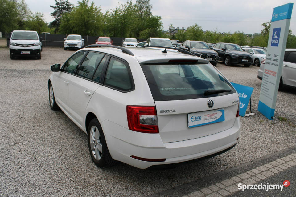 koda Octavia Ambition Salon Polska netto 40 Rok produkcji 2020 Warszawa