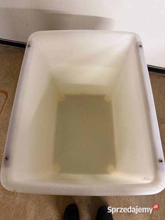 pojemnik do farszu z HDPE 210 l Człuchów sprzedam