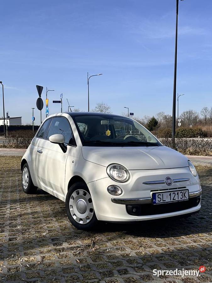 Fiat 500 sZkLaNy dAcH