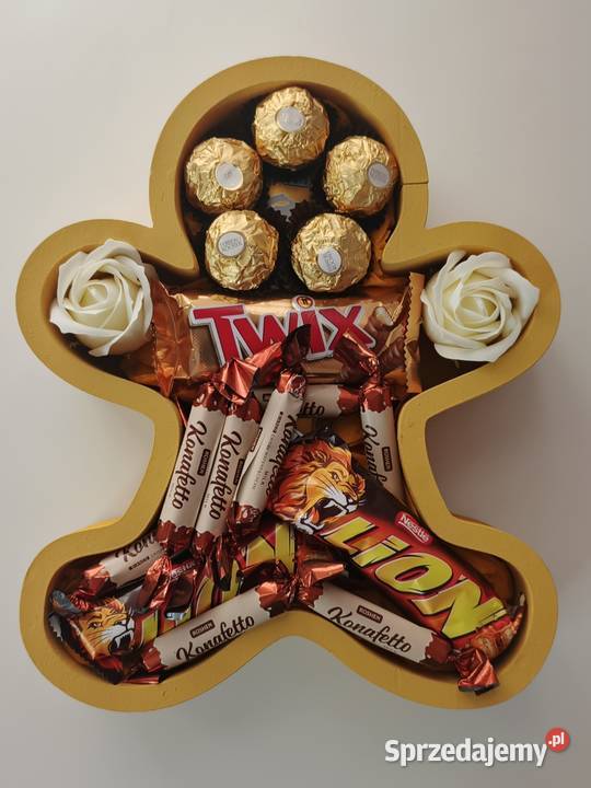 Box Piernik prezent świąteczny ze słodyczami Warszawa