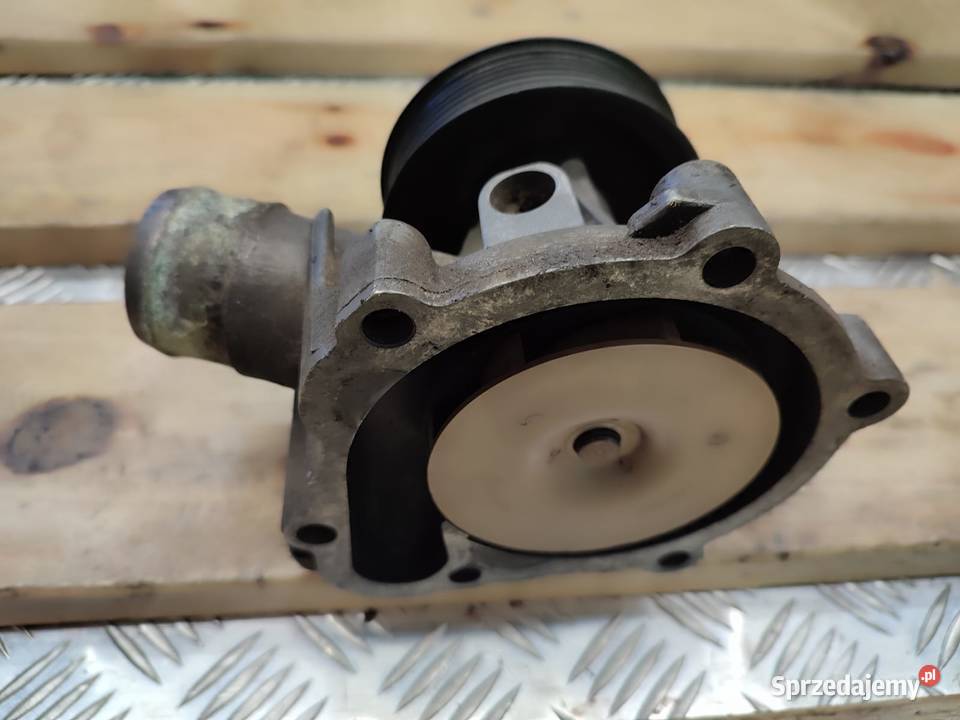 Pompa wody 04250615K silnika BF6M2013C FENDT 716 Wilkowo