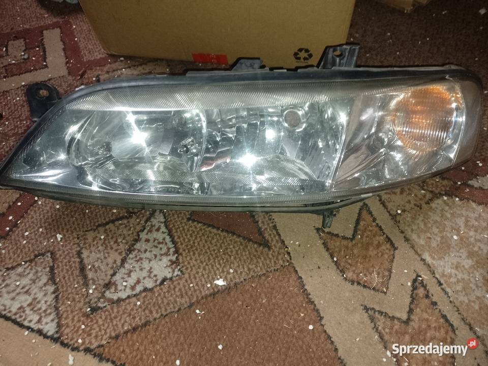 Lampy przednie Vectra B Człuchów