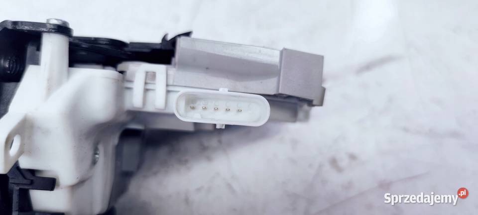 ZAMEK DRZWI LEWY TYŁ AUDI A1 8X0839015E 5 PIN Przystajń