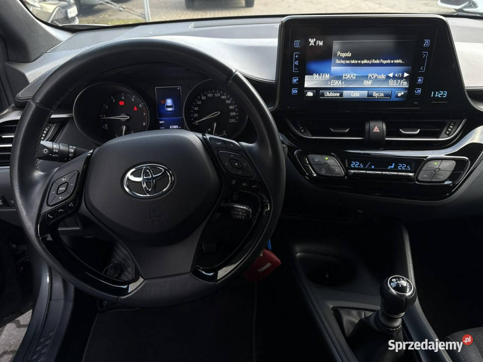 Toyota CHR 12 T 116 PREMIUM salon Polska C-HR