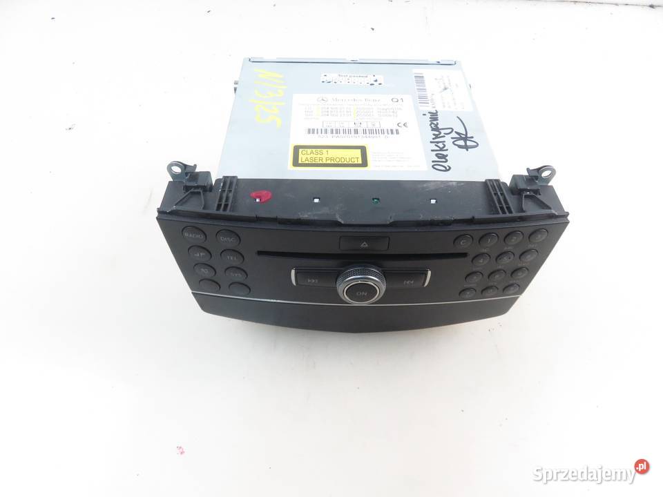 RADIO MERCEDES C TModel 204 2049060102