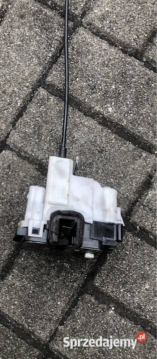 ZAMEK DRZWI LEWY TYŁ TYLNY FIAT PANDA II Centralne zamki Kozy