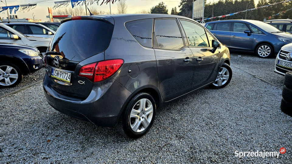 Opel Meriva 14 B benzyna bogate wyposażenie beżowy Świdnica