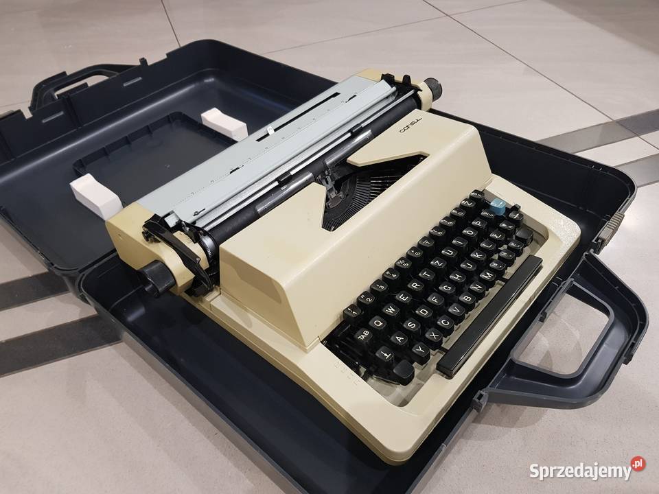 Maszyna do pisania Konsul stan w walizką Pozostałe Sękocin Stary
