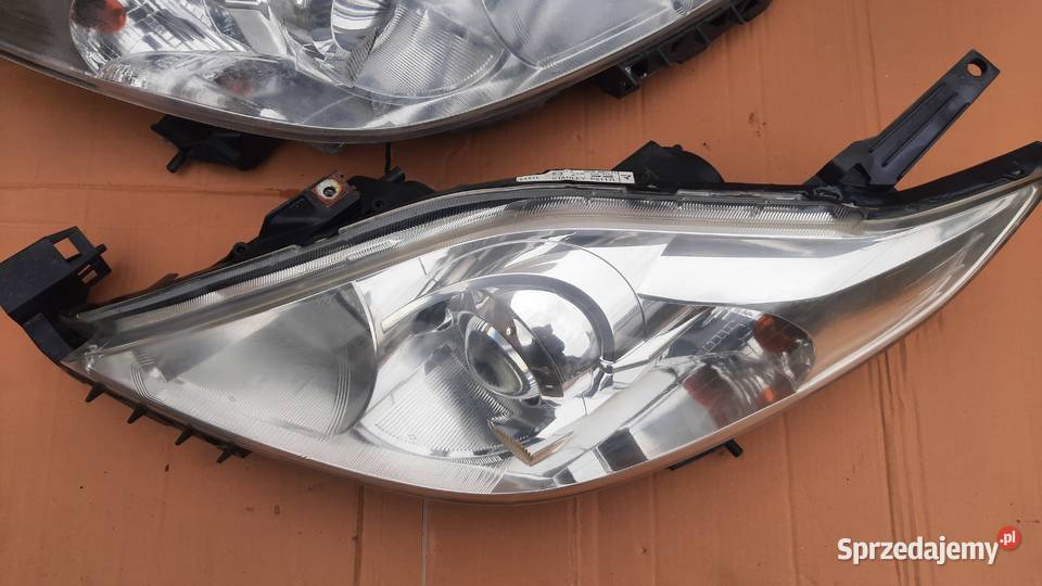 lapa prawa lewa mazda 5 V premancy ksenon Dębno