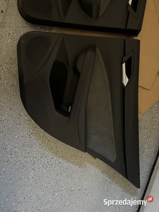 Boczki VW golf VIII HB osobowe Kielce